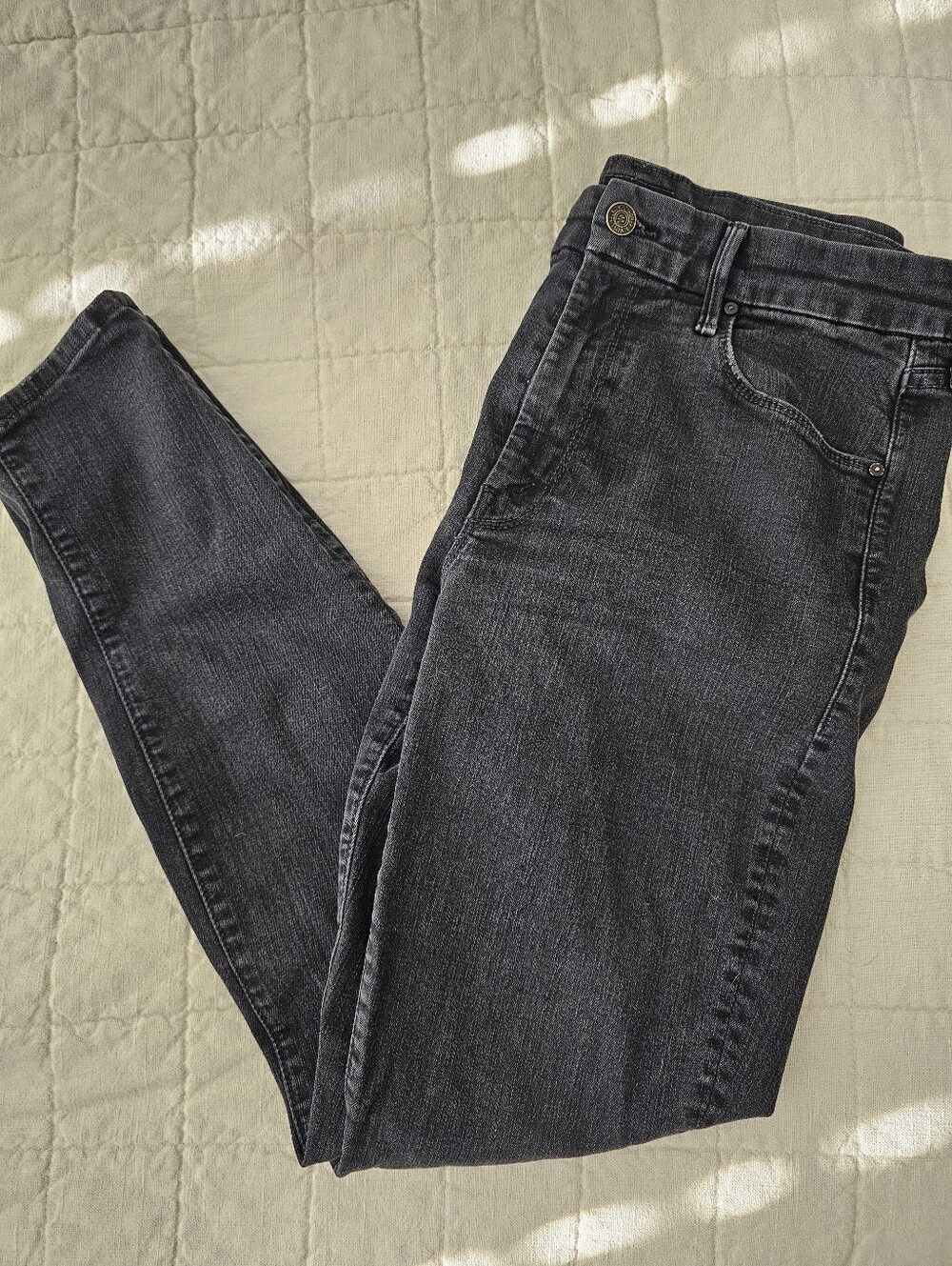 Mother Denim The Looker Not Guilty Wash Sz 30